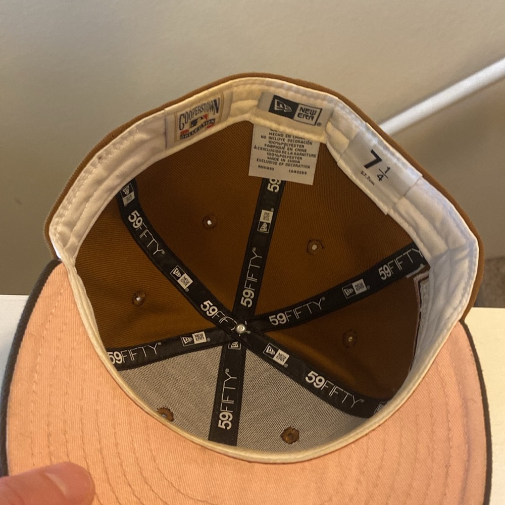 Montreal Expos New Era Fitted Baseball Hat Light Brown brim dark brown 7 1/4 - Picture 3 of 5